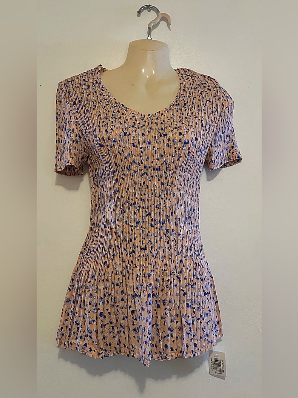 Women’s Peach Floral Pleated Short-Sleeve Top